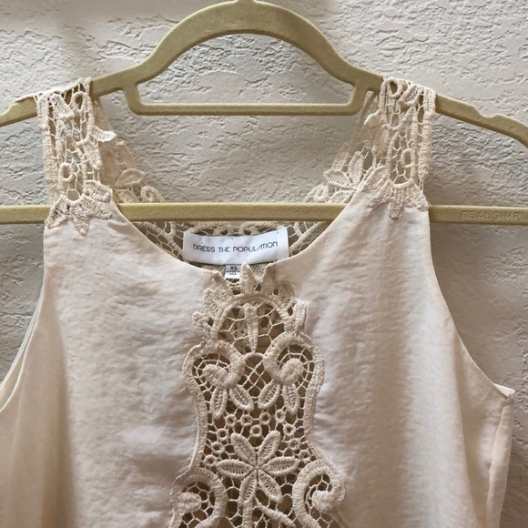 Silk tank with lace cut-out - Picture 2 of 6